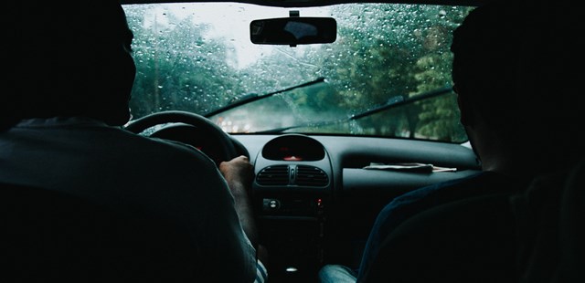Thousands of people unwittingly breaking the law by driving other cars without insurance
